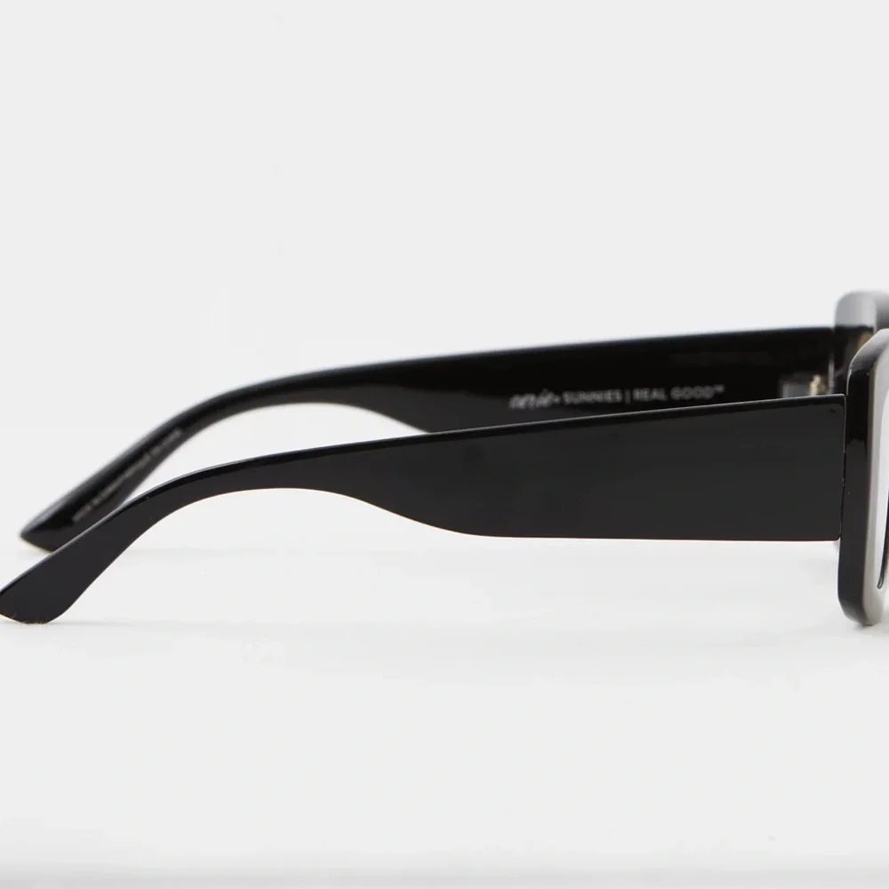 Aerie Getaway Sunglasses